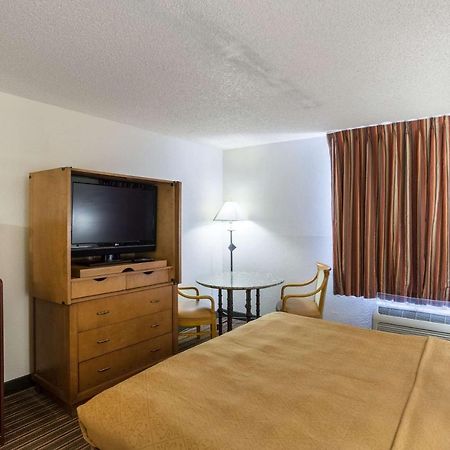 Hotel Bluestone Inn Eloy -Каса-Гранде Экстерьер фото